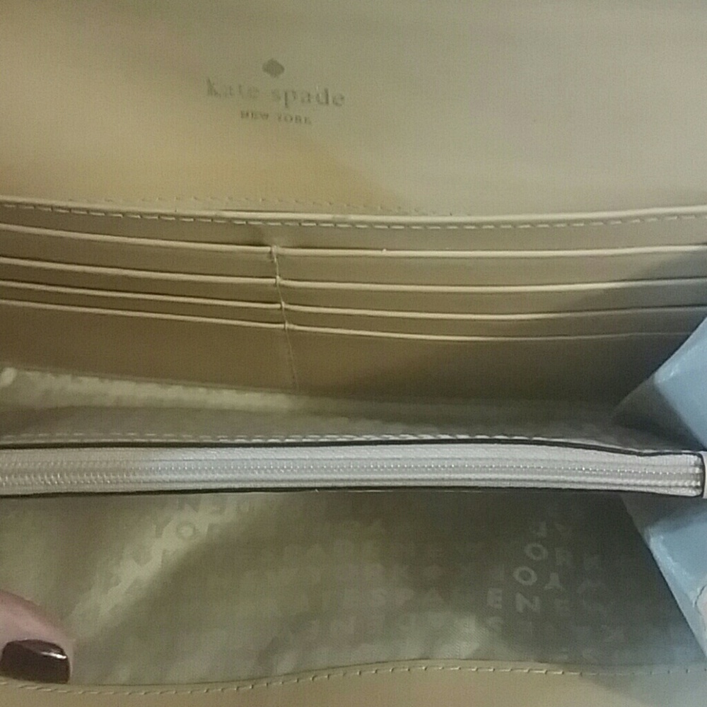 Kate spade wallet - Picture 4 of 4